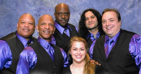FlashBack Party Band: Wedding Reception Band